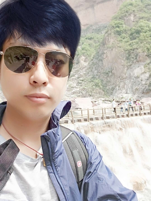 雅俗共赏的第一张照片--自贡蓝颜知己交友网